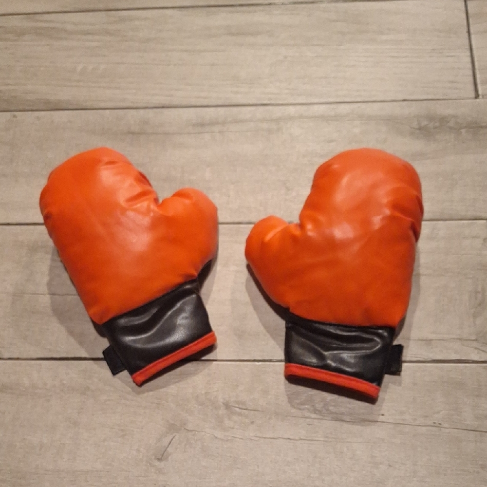 🥠Red and Black Kids Play Boxing Gloves💐